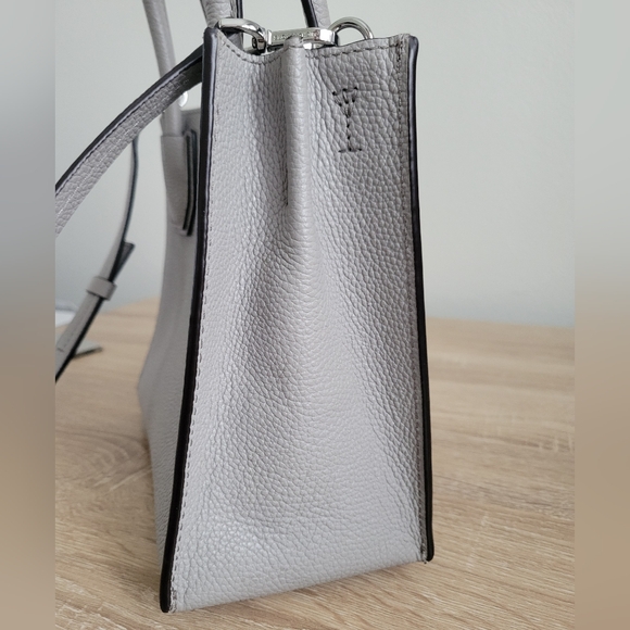 Michael Kors Mercer Small Leather Satchel - Picture 4 of 7